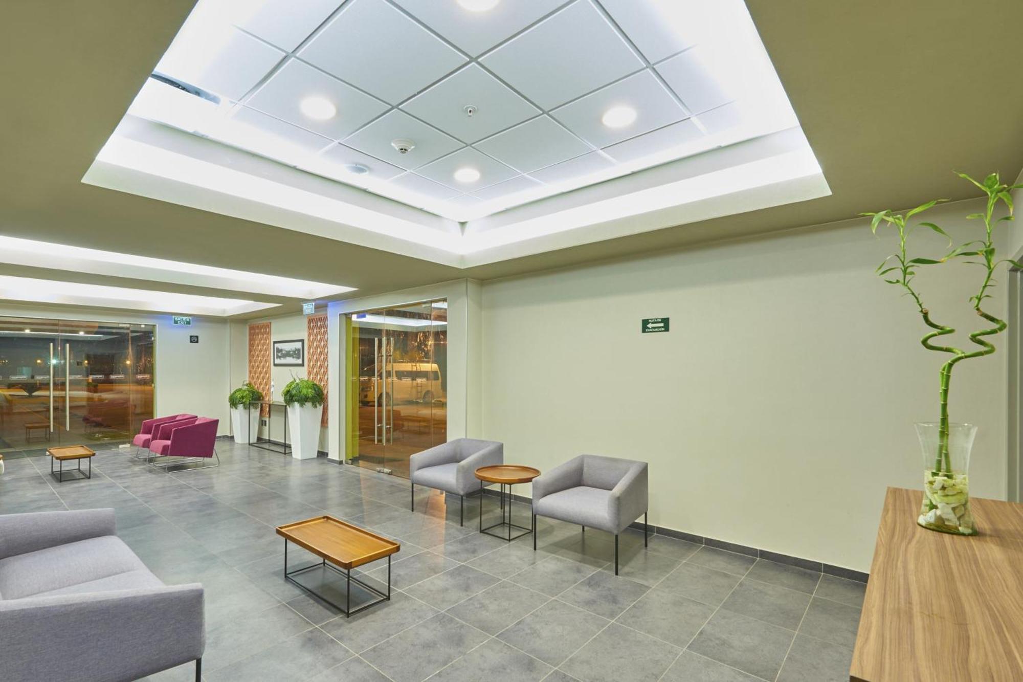 Express By Marriott Aeropuerto Hotel