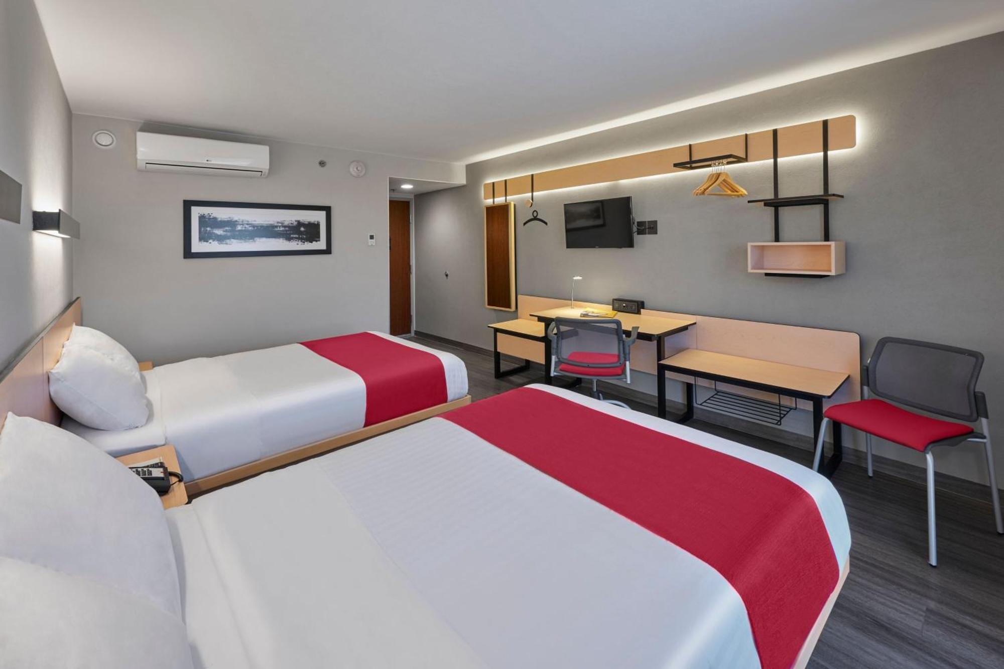 Express By Marriott Aeropuerto Hotel