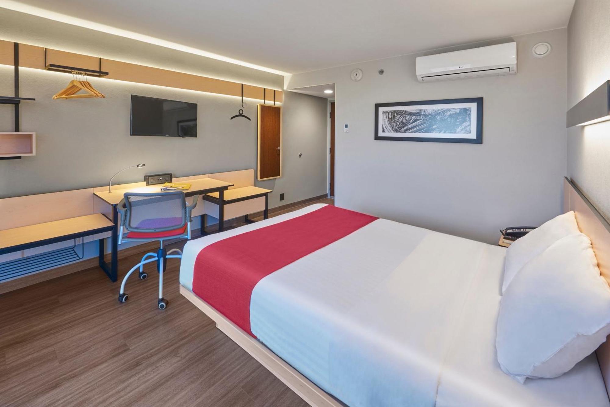 Hotel Express By Marriott Aeropuerto Reynosa