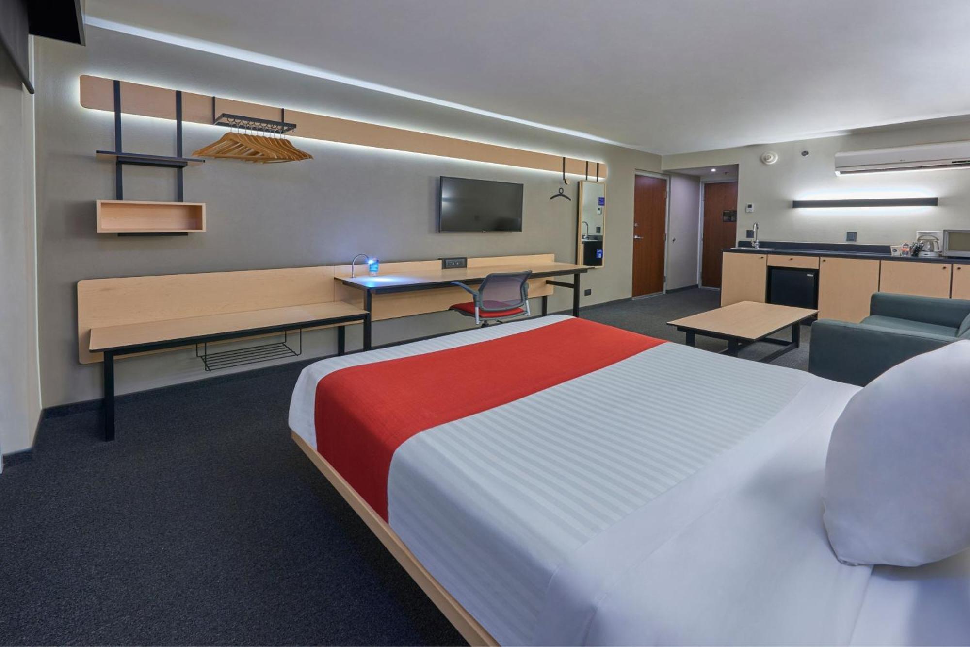 Express By Marriott Aeropuerto Hotel 4*